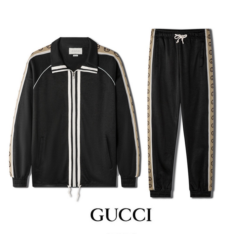 Gucci Men's Suits 19